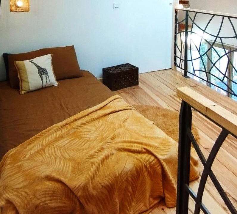 Photo of Others in Lege