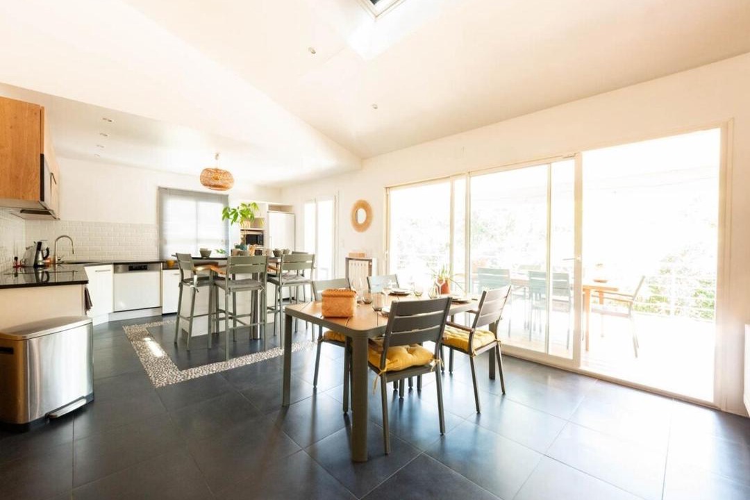 Photo of Others in Le Cres