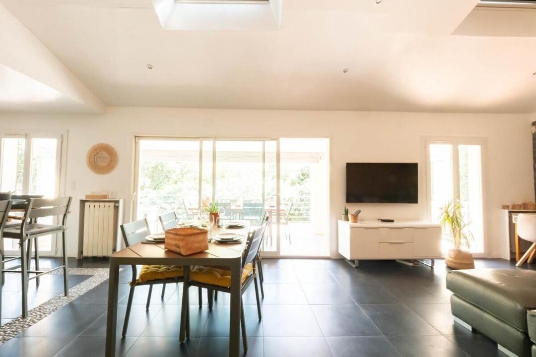 Photo of Others in Le Cres