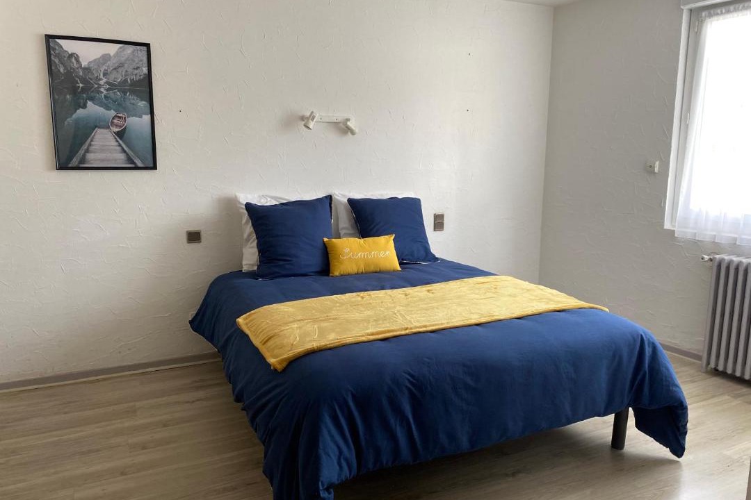 Photo of Others in Poueyferre