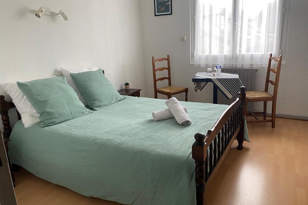 Photo of Others in Poueyferre