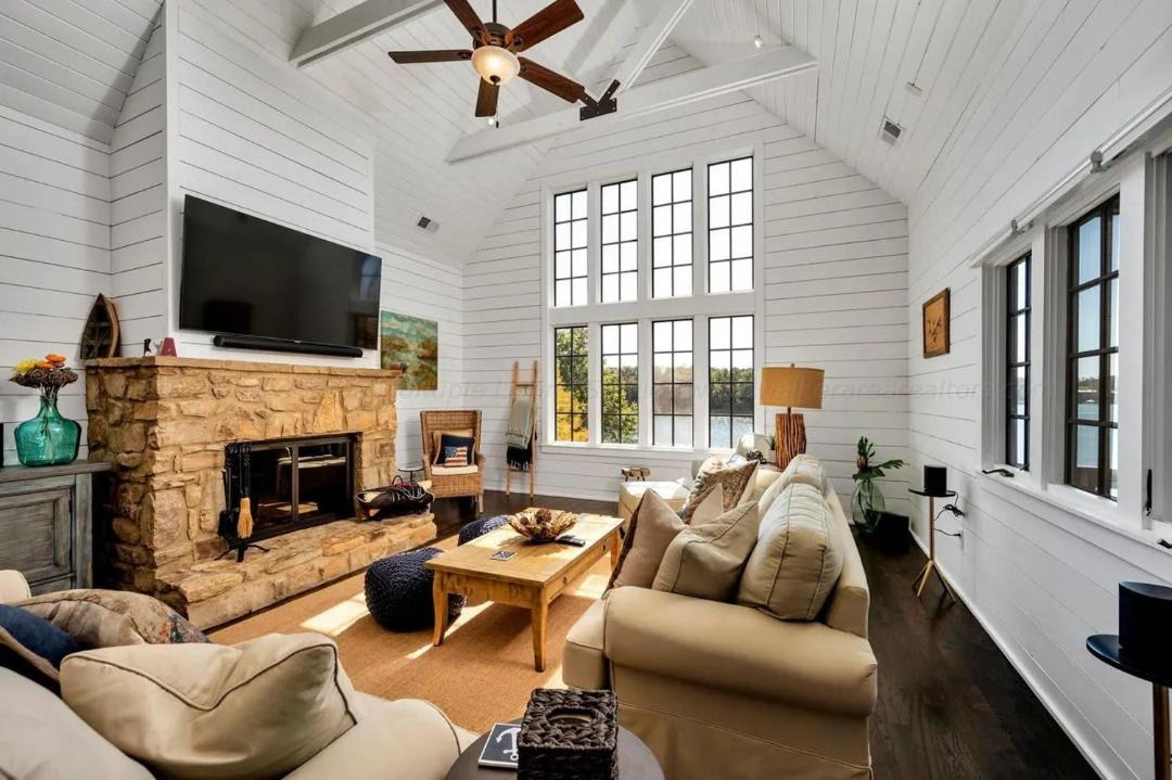 Photo of Others in Crane Hill