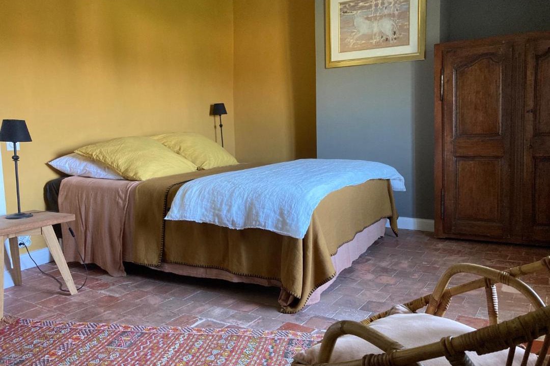 Photo of Others in Tulette