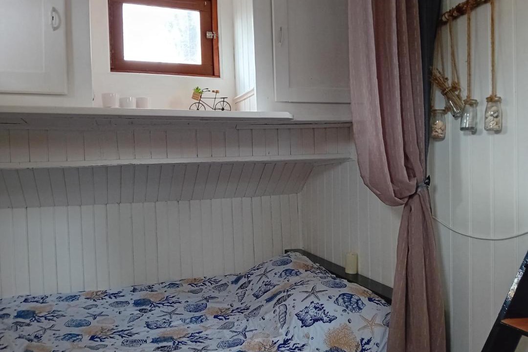 Photo of Others in Maurecourt