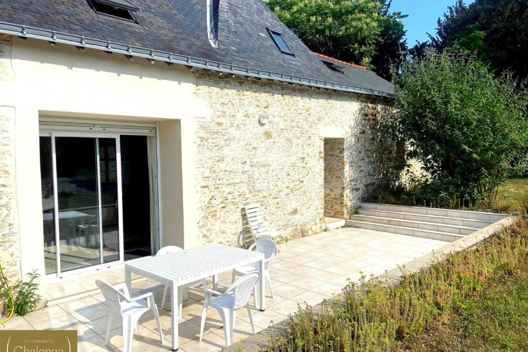 Photo of Others in Heric