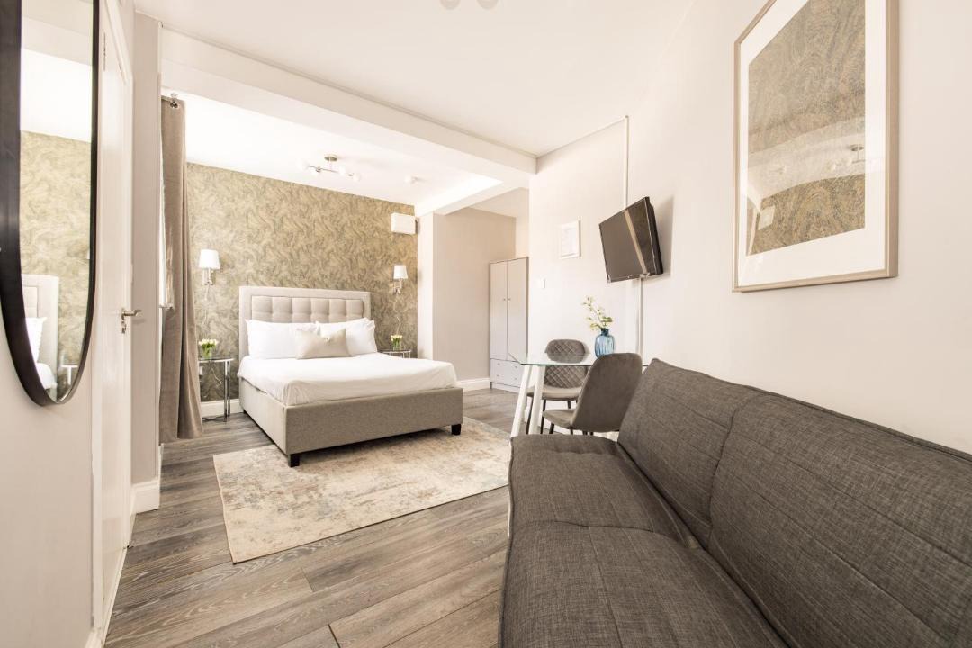 Photo of Others in Euston