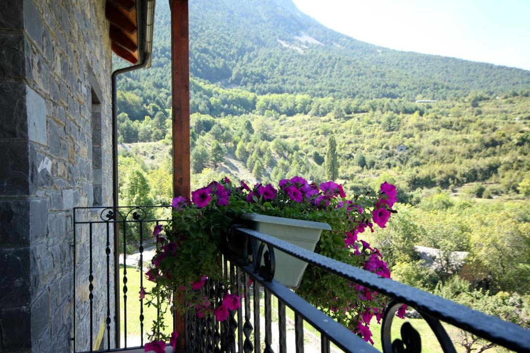 Photo of Patio Balcony in Saravillo