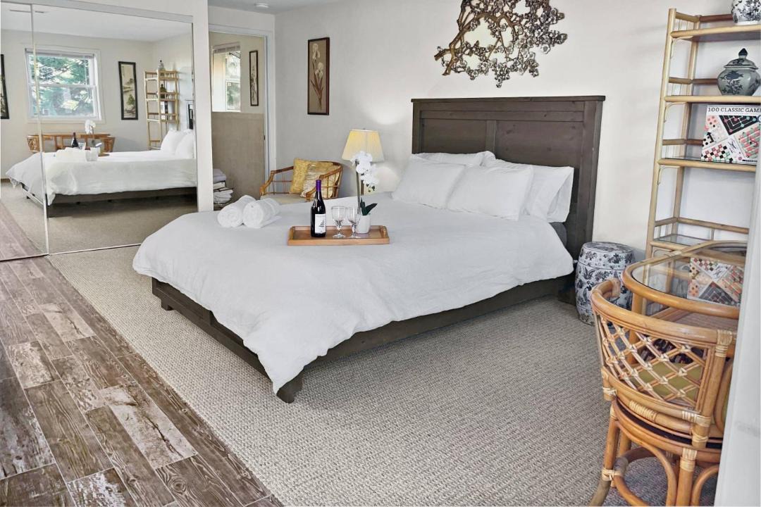Photo of Bedroom in Hollywoodland