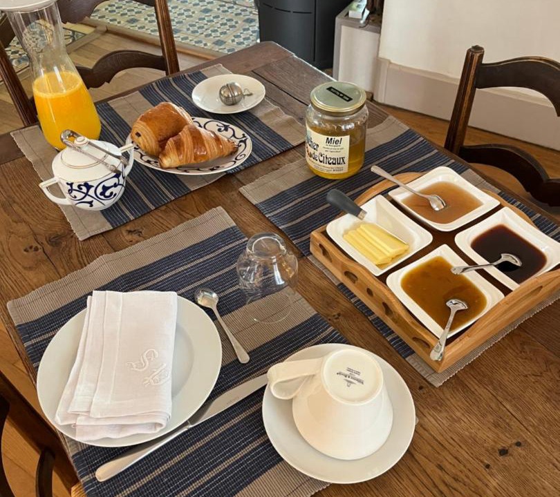 Photo of Others in Volnay