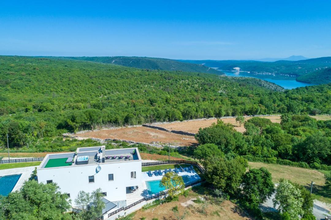 Photo of Outdoor in Rakalj