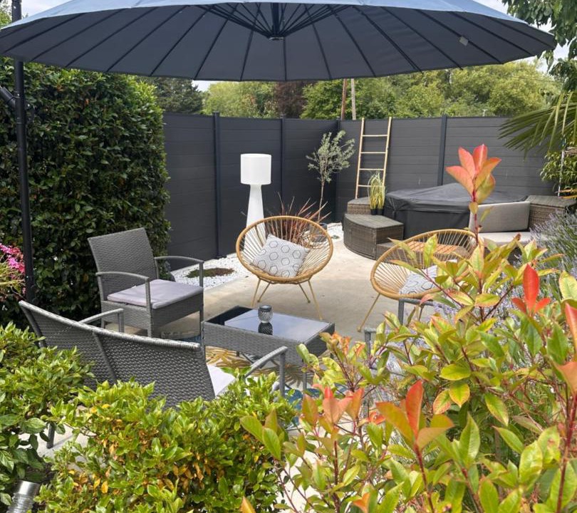 Photo of Others in Veuil