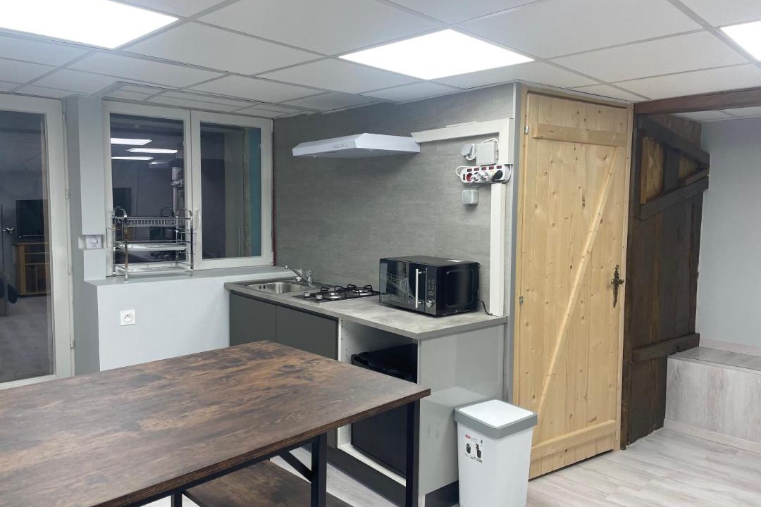 Photo of Others in Ouhans