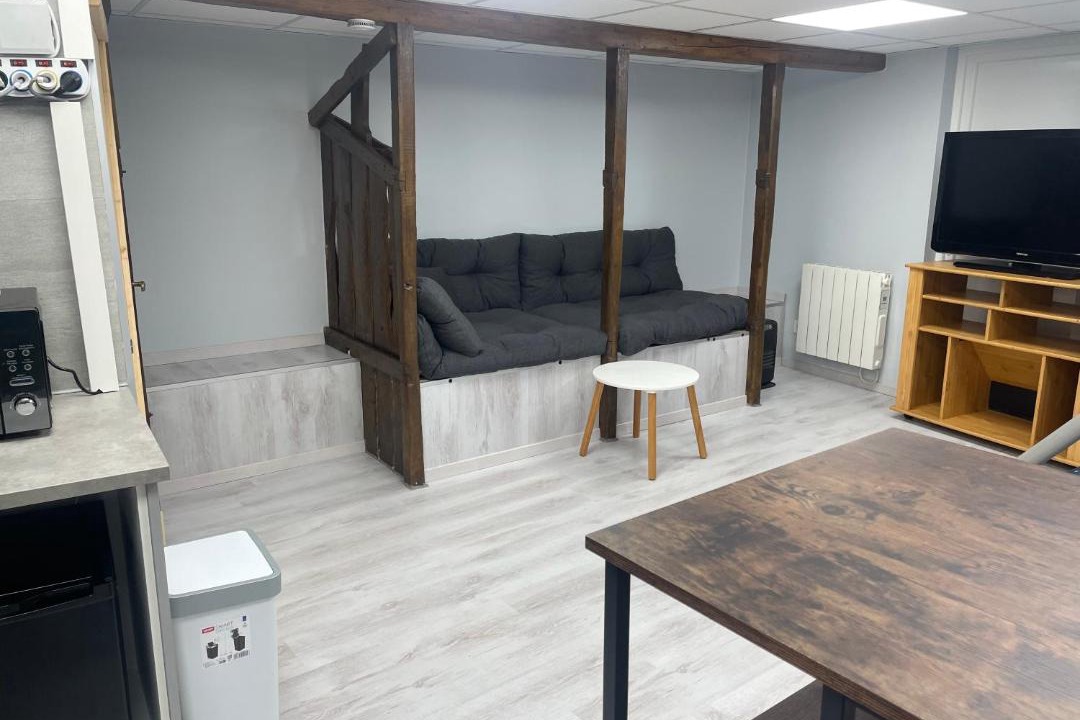 Photo of Others in Ouhans