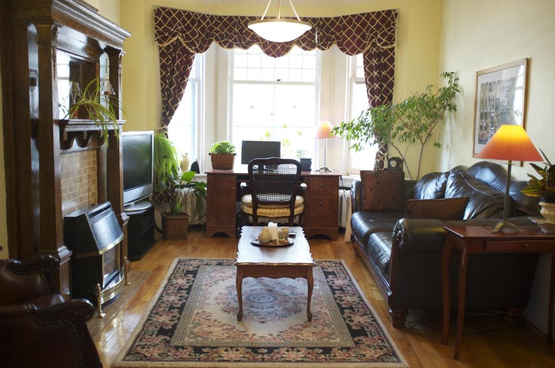 Photo of Livingroom in Golden Triangle