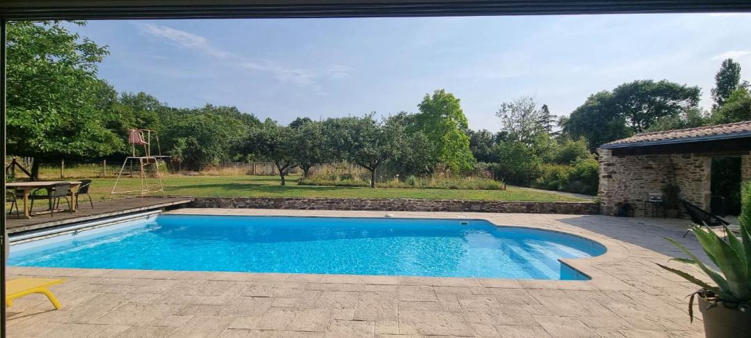 Photo of Others in Coueron