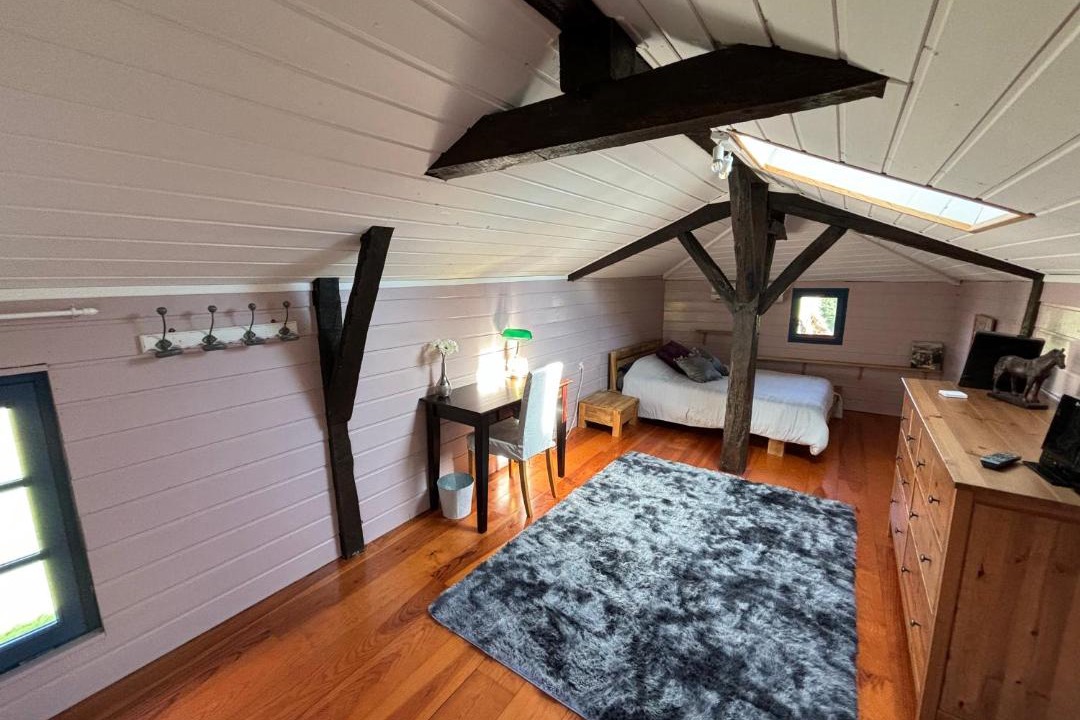 Photo of Others in Pouillon