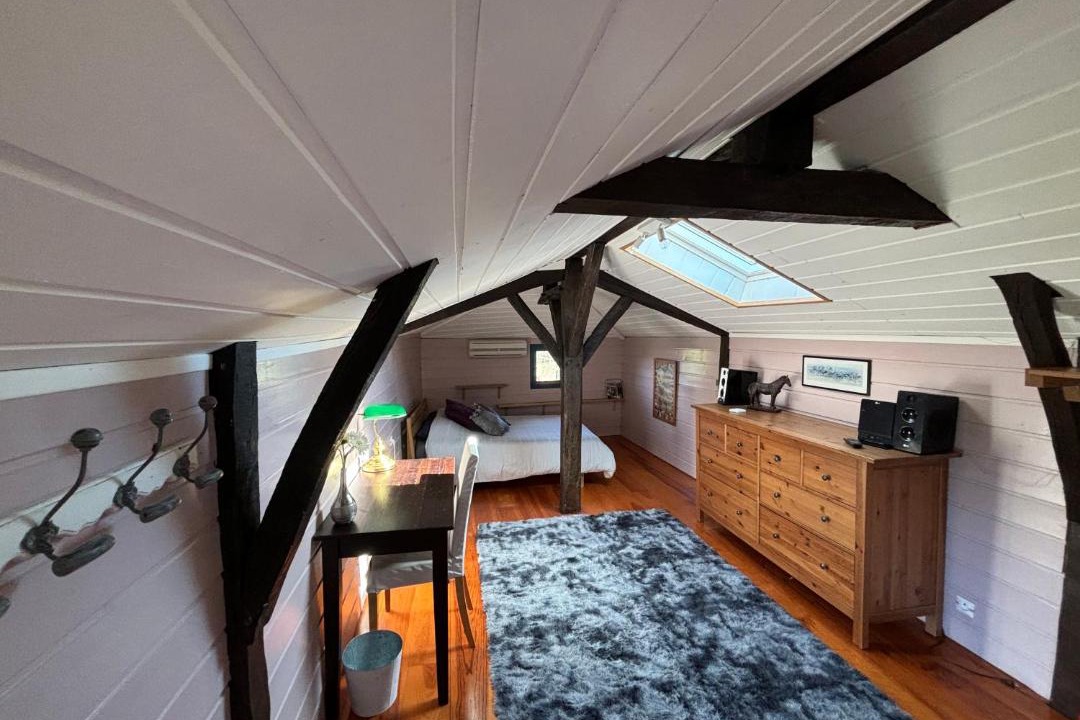 Photo of Others in Pouillon