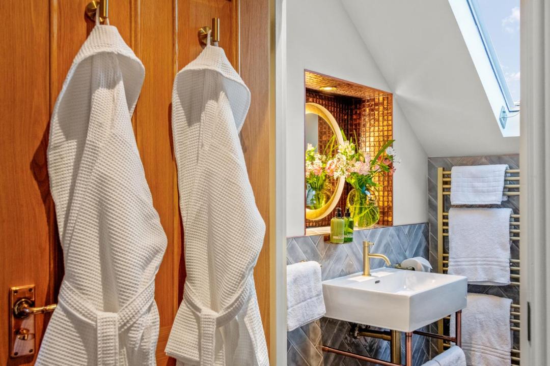 Photo of Others in Kenn