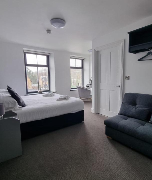 Photo of Others in Stocksbridge