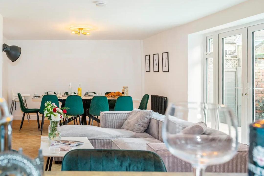 Photo of Others in Wistow