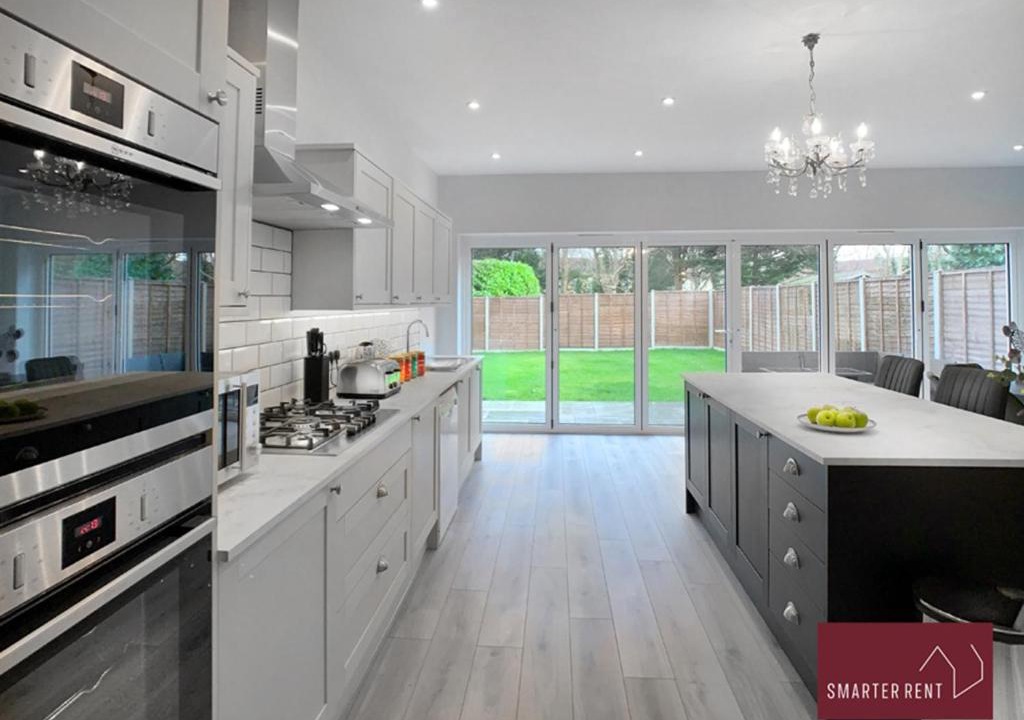 Photo of Others in Thames Ditton