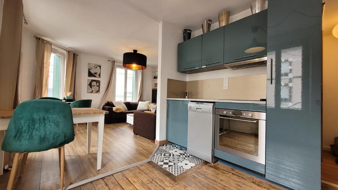 Photo of Others in Magenta