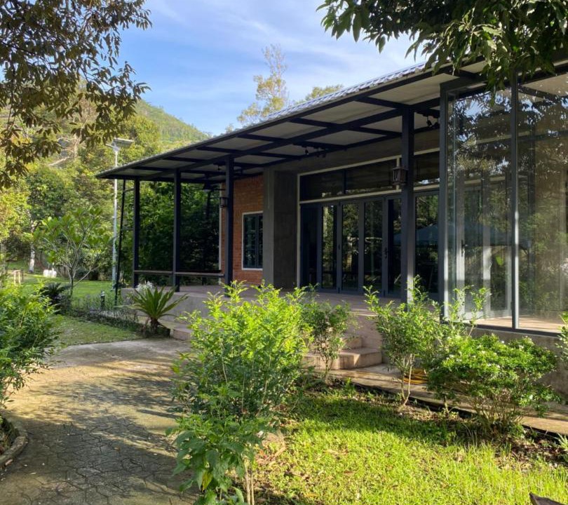 Photo of Others in Mantin