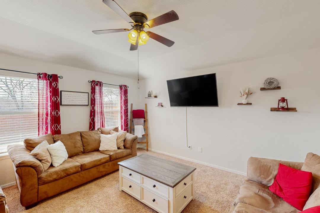 Photo of Livingroom in Crowley