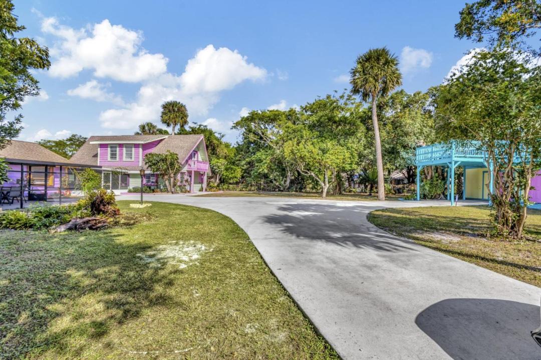 Photo of Others in Indian River Estates