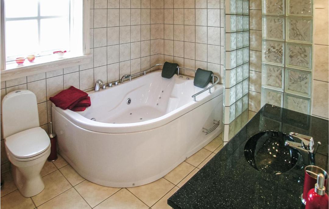 Photo of Bathroom in Skovmose