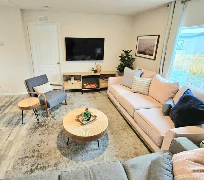 Photo of Livingroom in Garden City