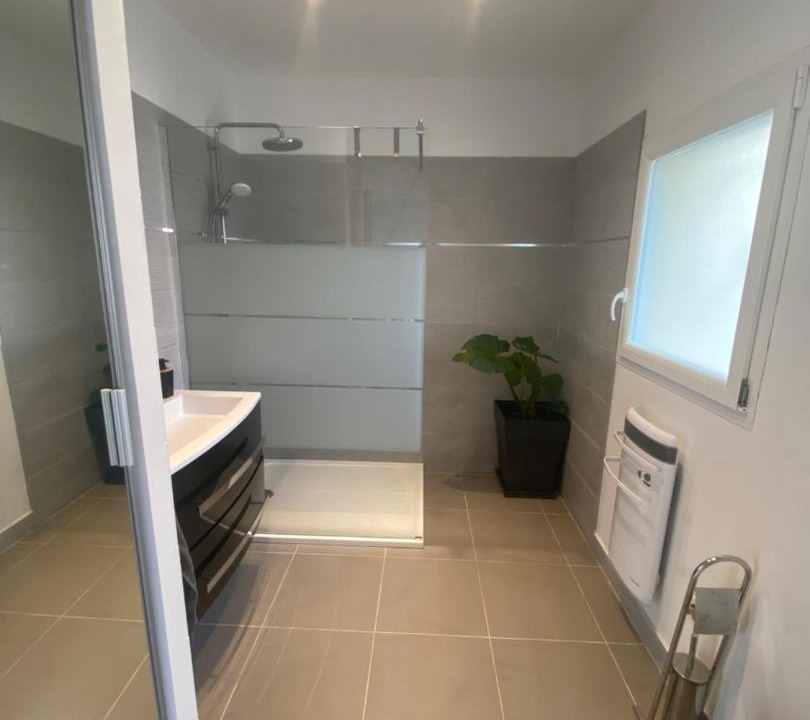 Photo of Others in Cournonsec