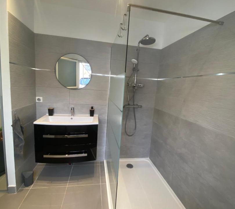 Photo of Bathroom in Cournonsec