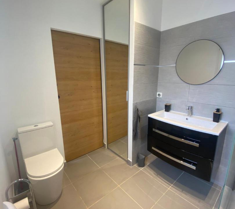 Photo of Bathroom in Cournonsec