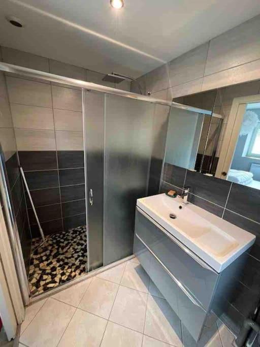 Photo of Others in Renaison