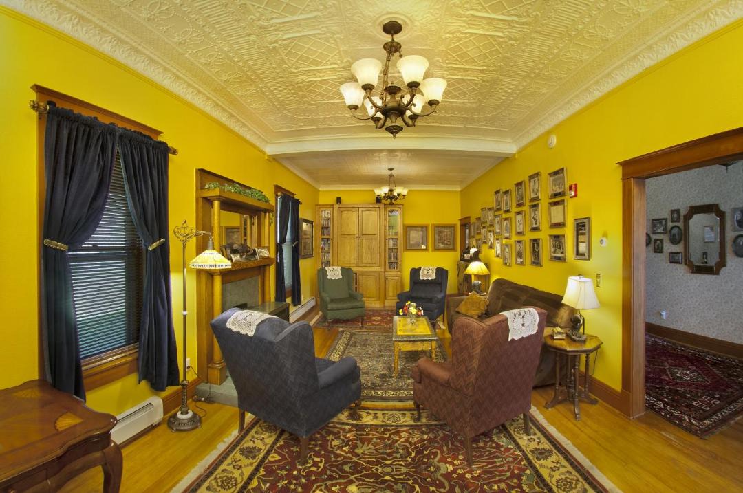 Photo of Livingroom in Elk Mountain