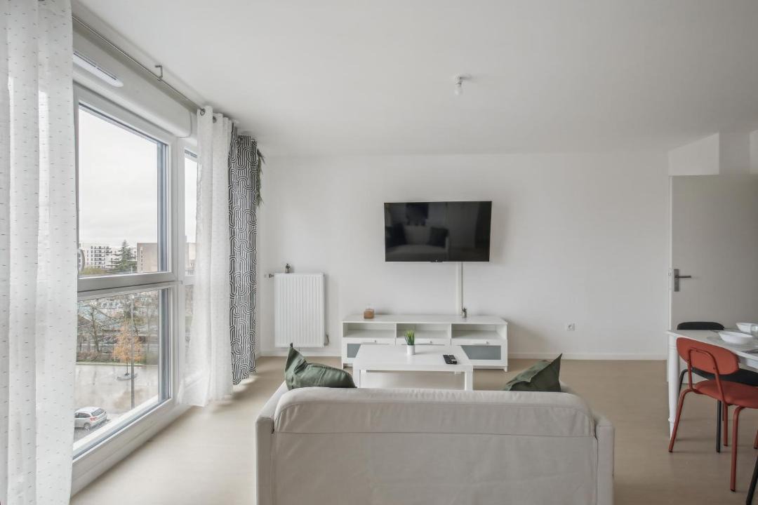 Photo of Others in Cergy