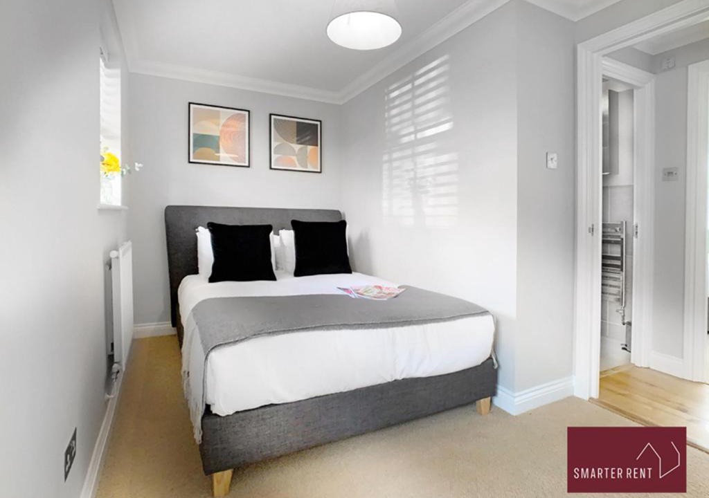 Photo of Others in Wokingham