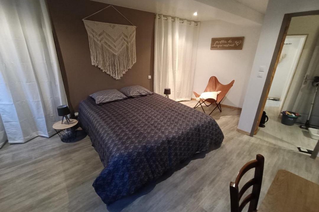 Photo of Others in Les Loges