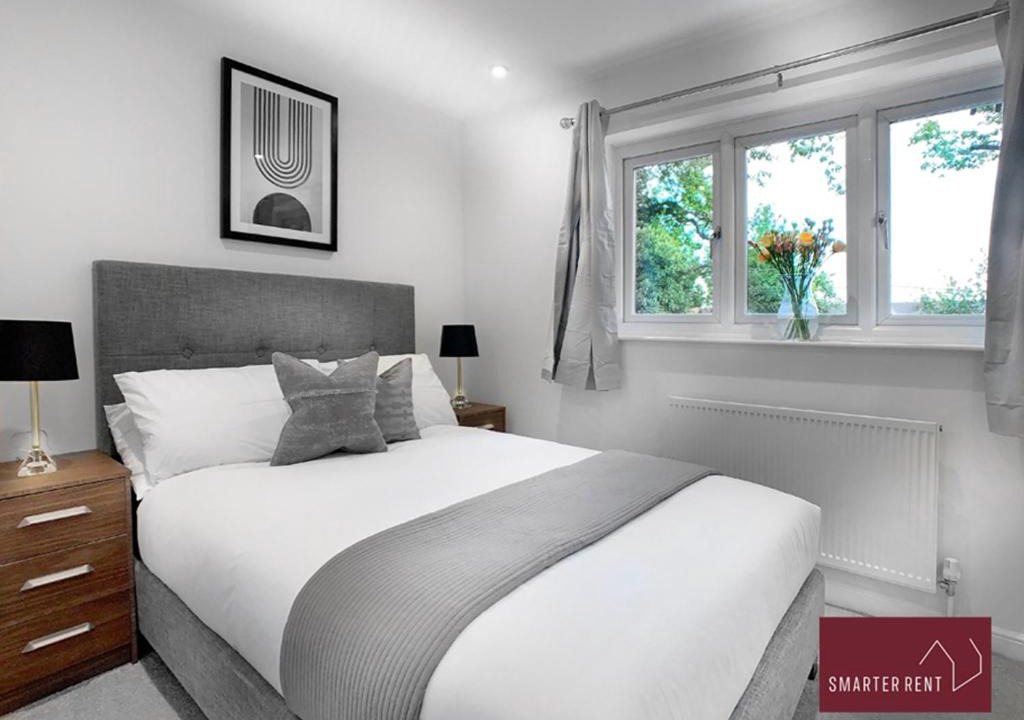 Photo of Others in West End