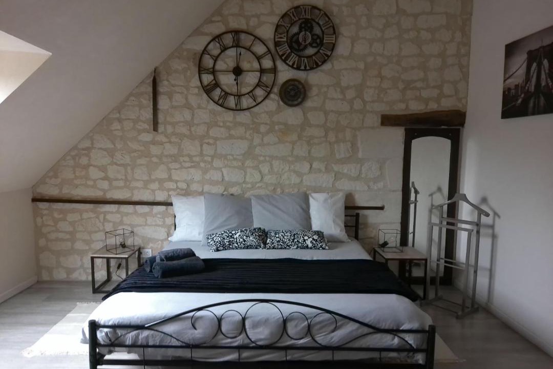 Photo of Others in Neuil