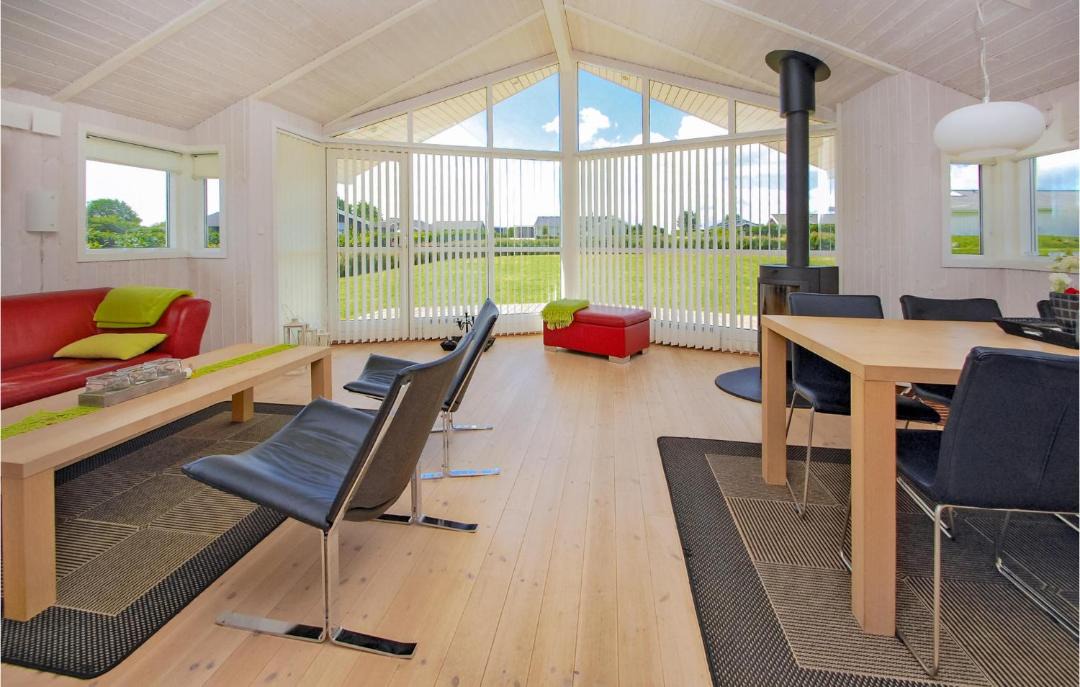 Photo of Others in Flovt Strand