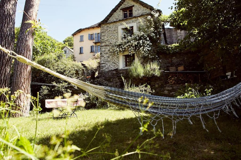 Photo of Others in Isorno