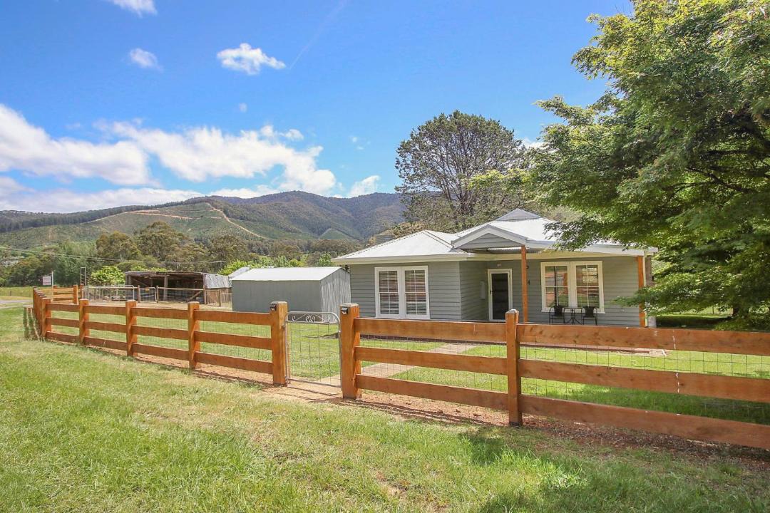 Photo of Others in Wandiligong