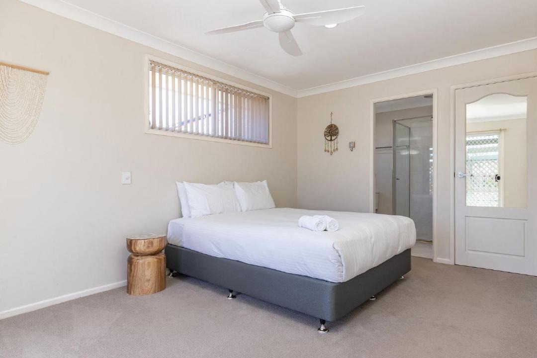 Photo of Others in Forster