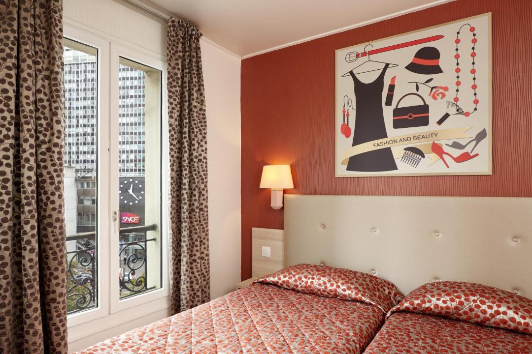 Photo of Others in Necker