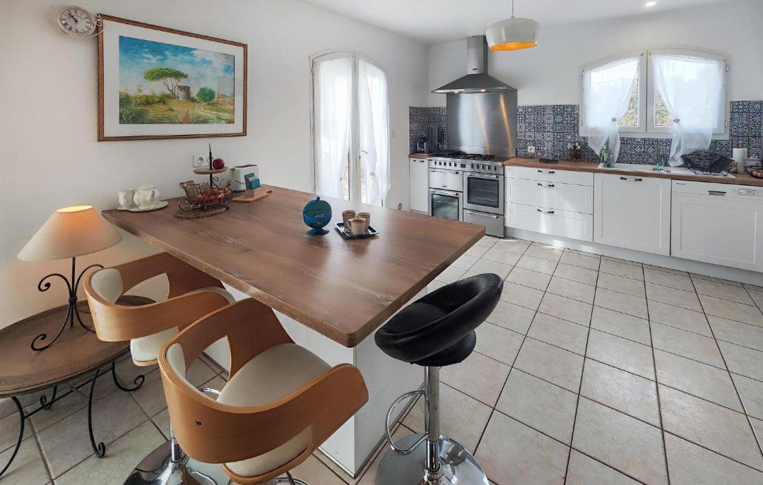 Photo of Kitchen in Caux