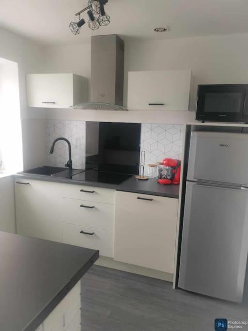 Photo of Kitchen in Saint-Germain-Lespinasse