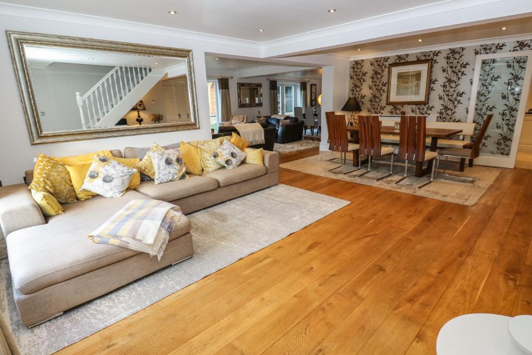 Photo of Others in Padfield