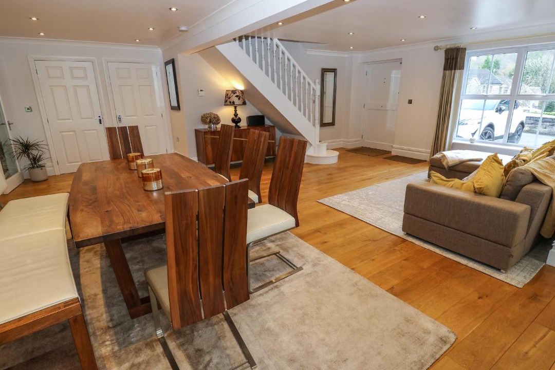 Photo of Others in Padfield